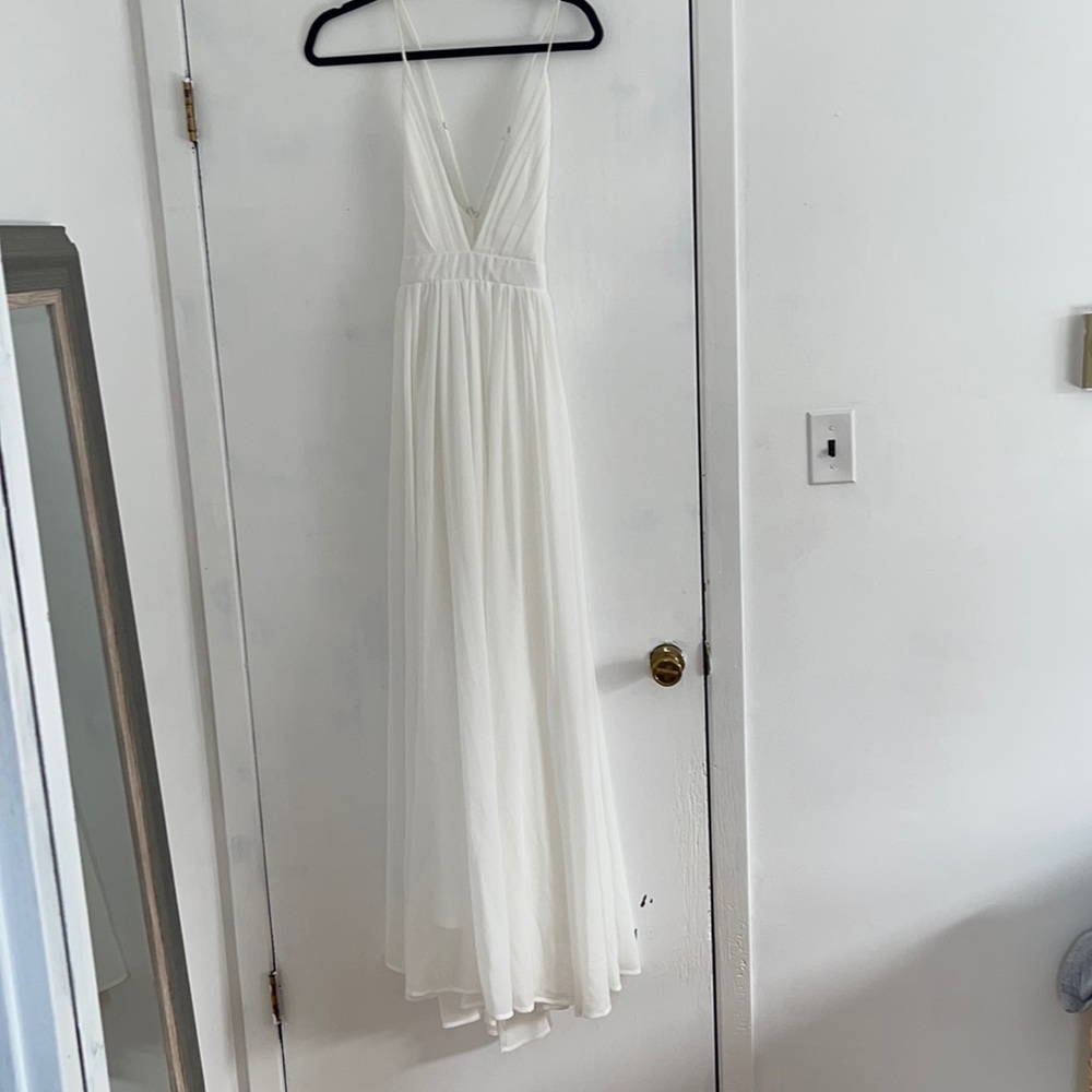 Pink Lily long white chiffon dress